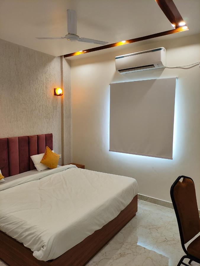 Hotel Satsang Grand Varanasi Exterior foto