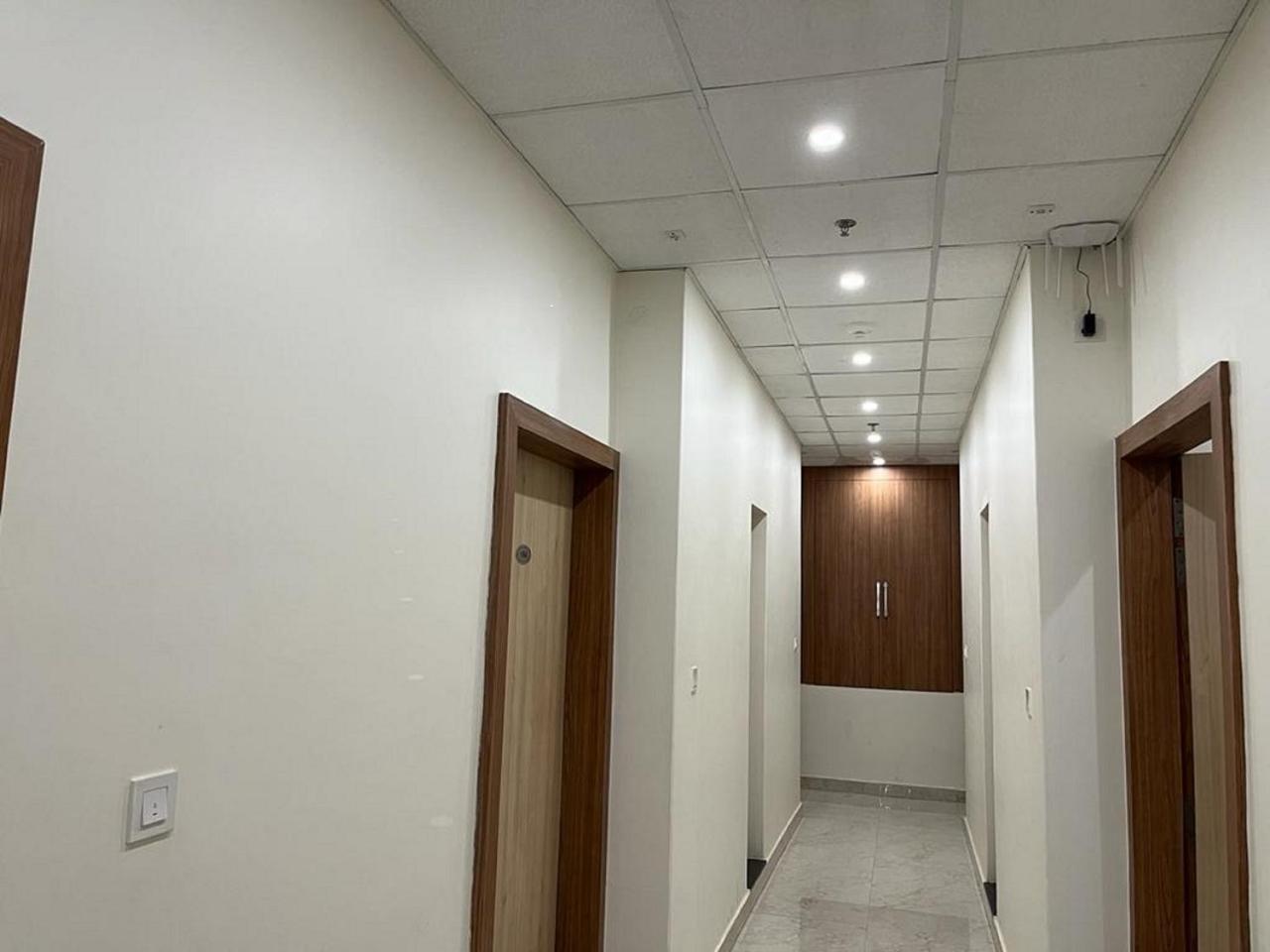 Hotel Satsang Grand Varanasi Exterior foto