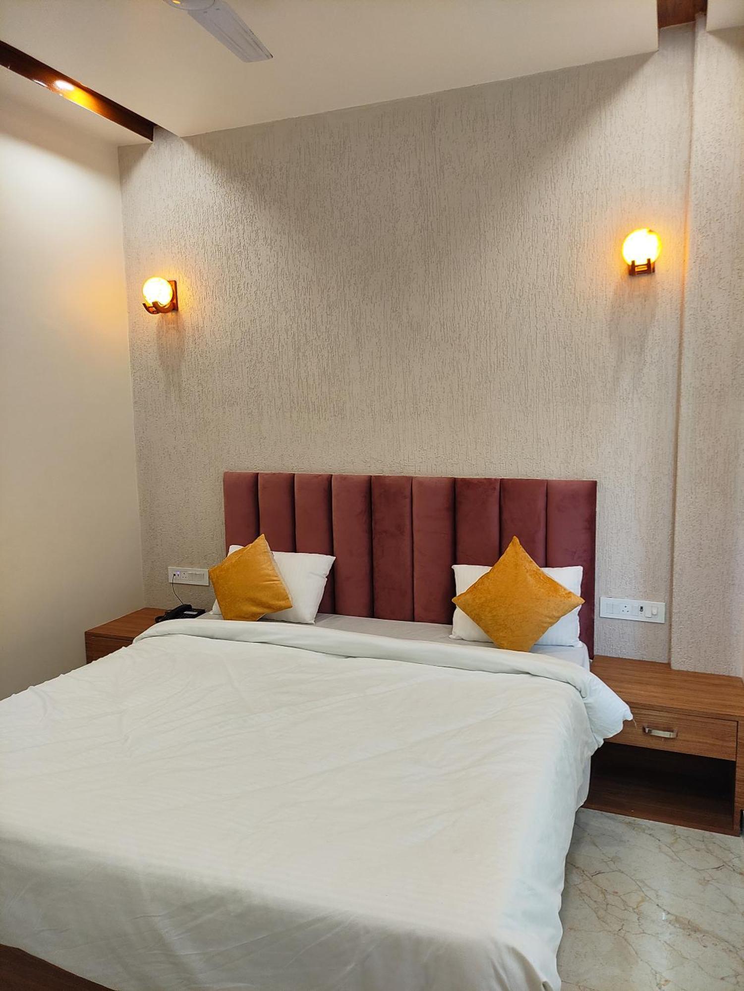 Hotel Satsang Grand Varanasi Exterior foto